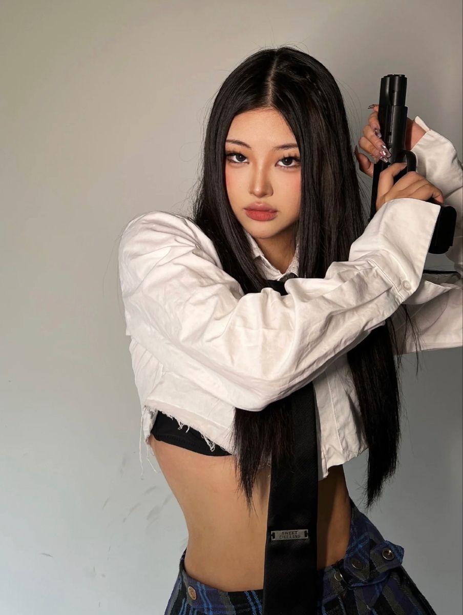 A cozy shot with Sassy girls — straight from Monterrey