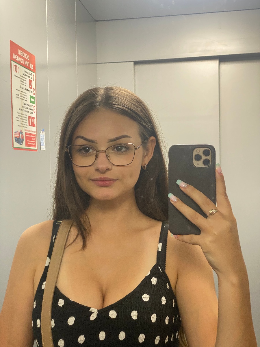 Sexy model Stacy in Monterrey