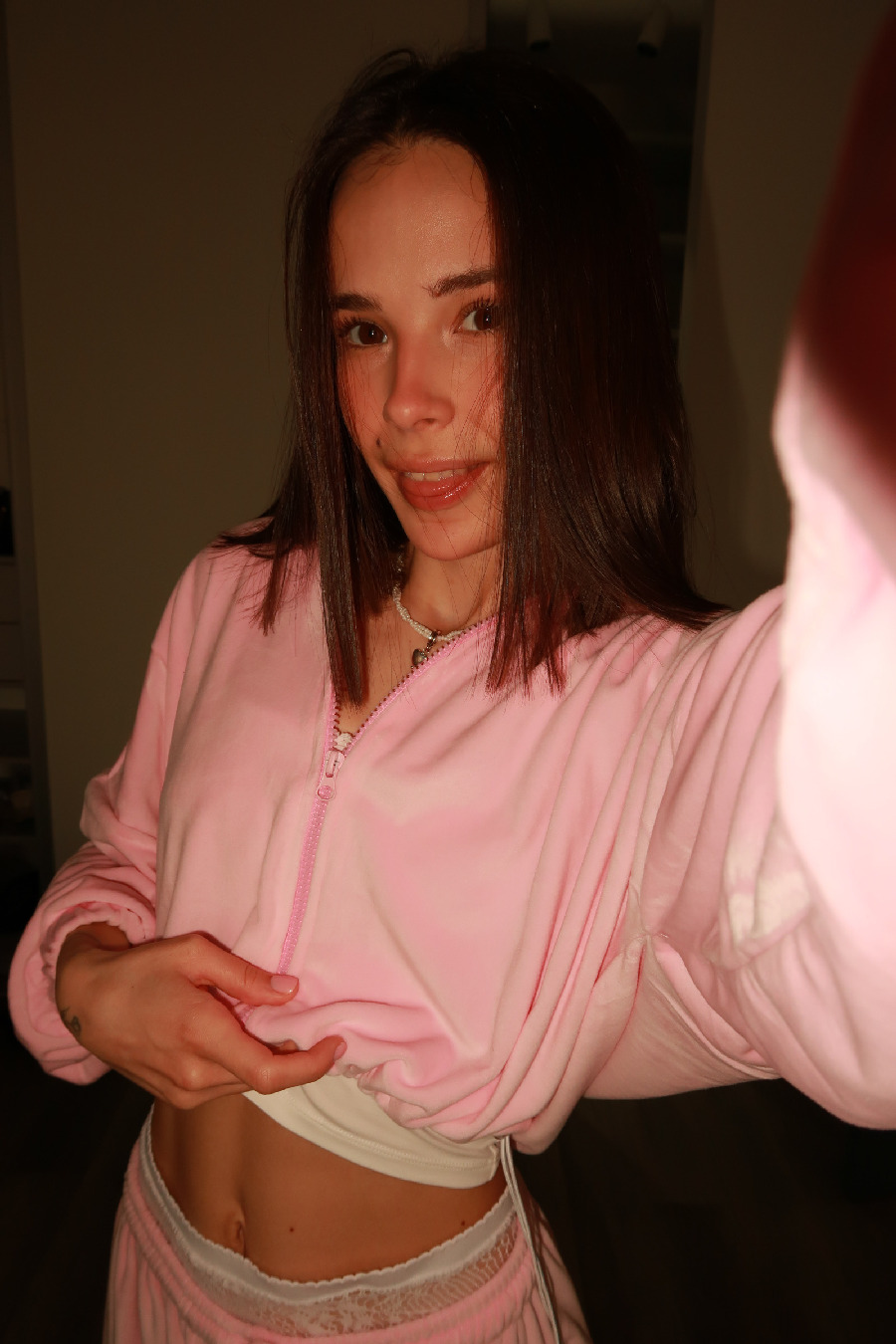 Tina brings the glow — live moments in Monterrey